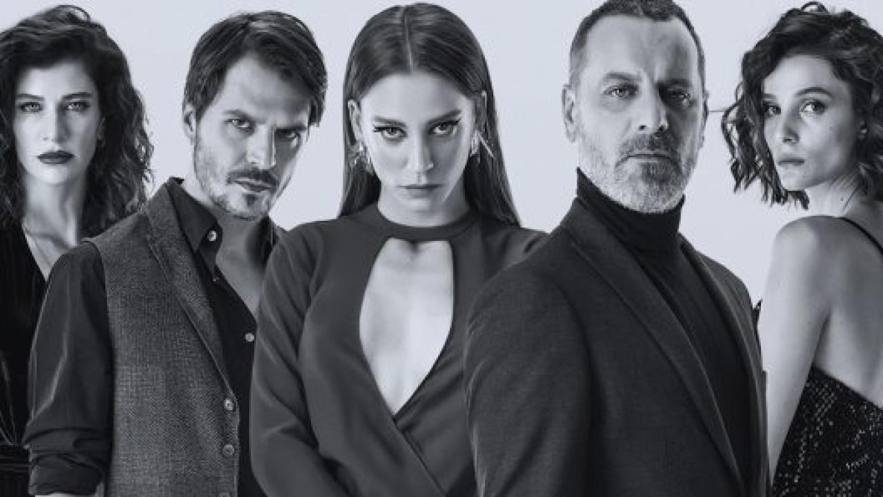 مسلسل  في الحلقة 9 مترجمة