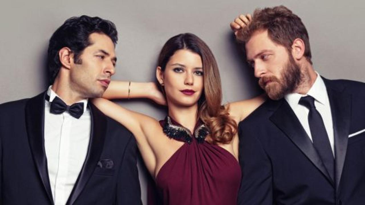 مسلسل انتقام الحلقة 10 مترجمة
